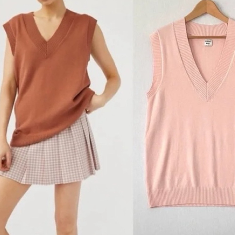 ARITZIA Sunday Best V-Neck Winston Sweater